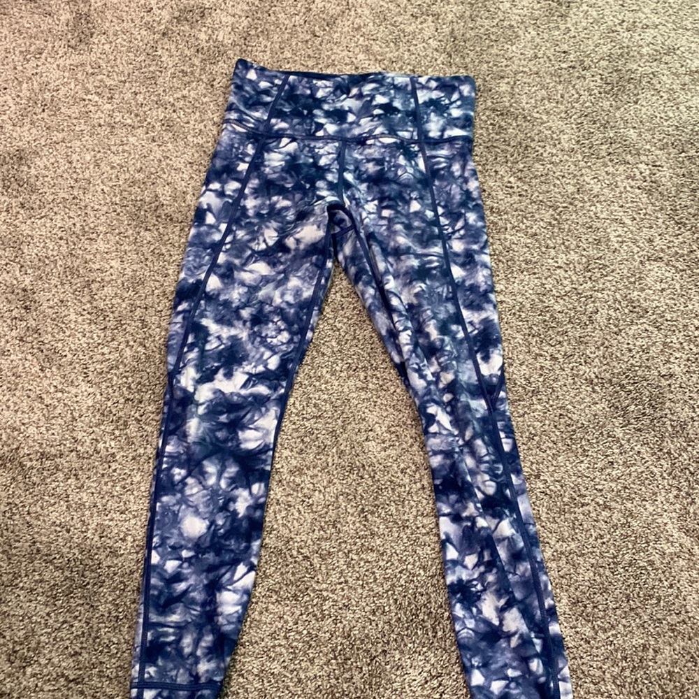 Athlet blue tie dye. Size s